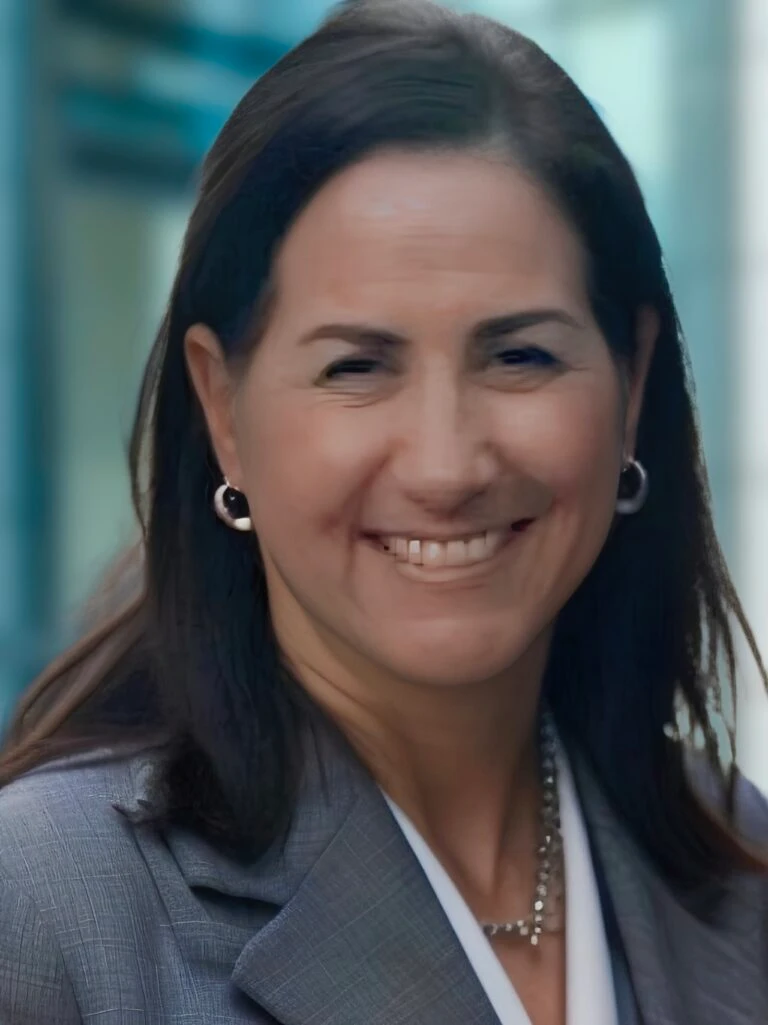 About Debbie Holderman